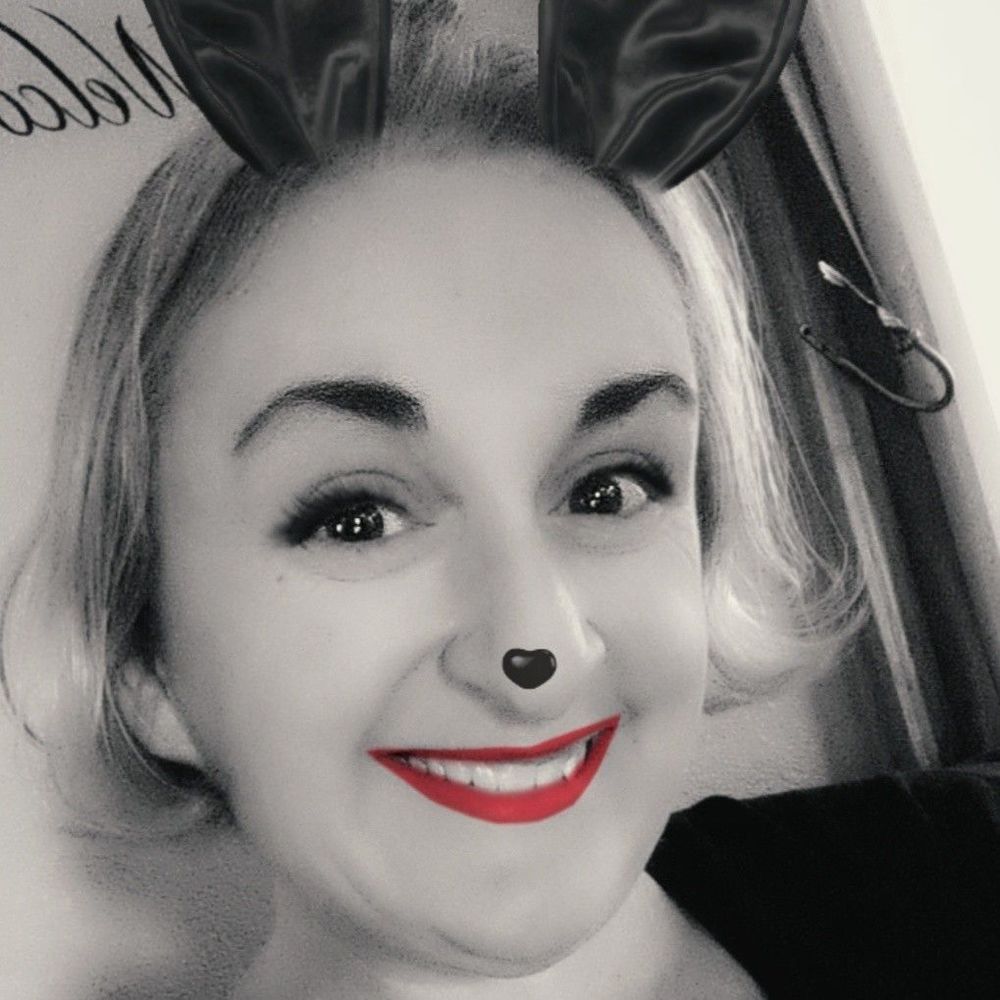 Meet your Posher, Stephanie